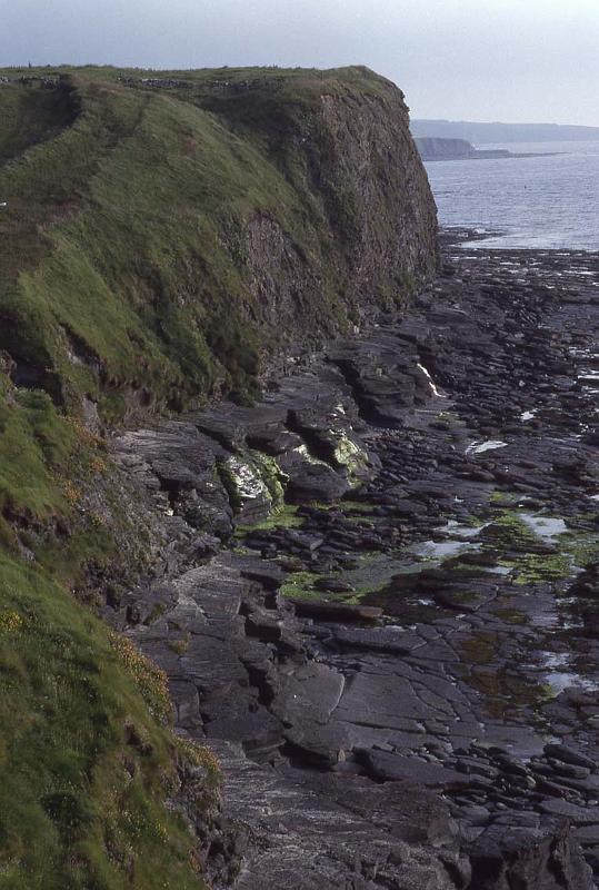 RWT 0320 341-03 Ireland Moher Cliffs.jpg